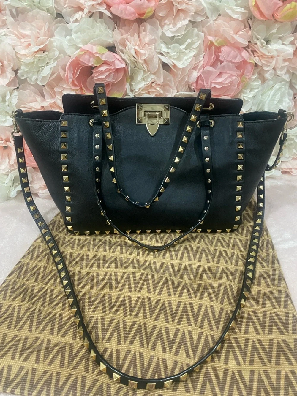 Valentino Garavani Rockstud Tote